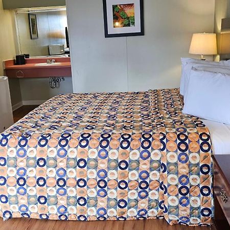 Astoria Hotel West 丹维尔 外观 照片