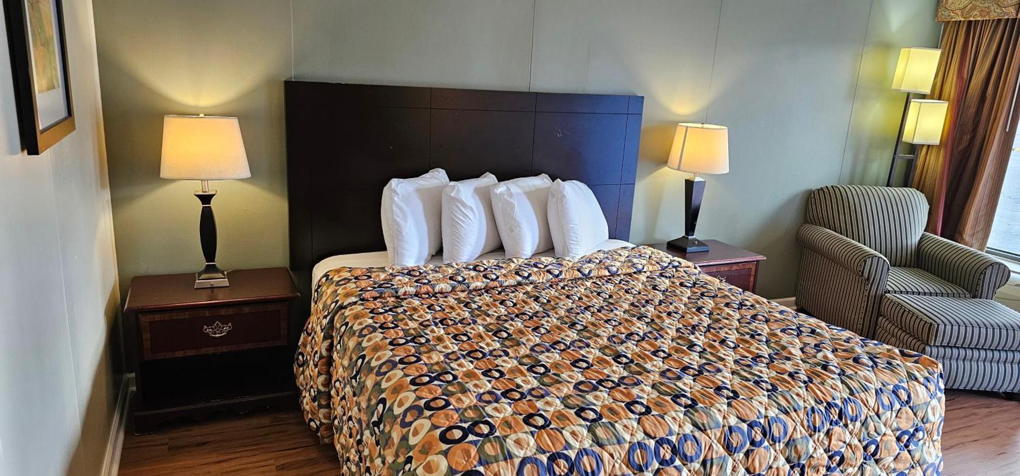 Astoria Hotel West 丹维尔 外观 照片